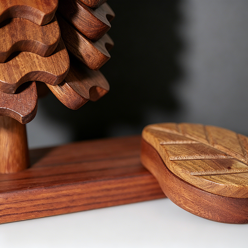 Sapele Wood Christmas Tree Coaster Set - Modular Heat-Resistant Trivet